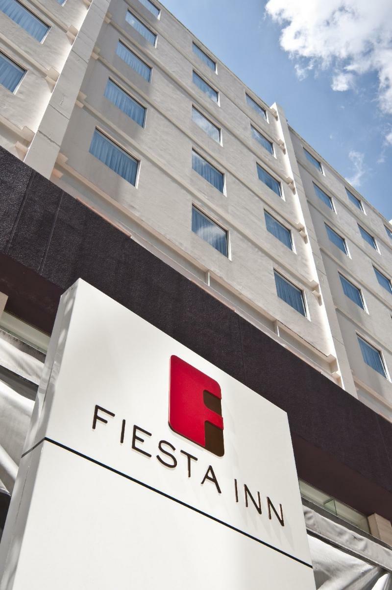 Fiesta Inn Express Puebla Explanada Esterno foto